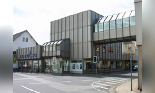 Kaufhaus Benzing: Vom Tante-Emma-Laden zur modernen Konsumwelt – 140 Jahren Tradition made in Main-Kinzig Kaufhaus Benzing: Vom Tante-Emma-Laden zur modernen Konsumwelt – 140 Jahren Tradition made in Main-Kinzig