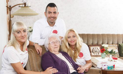 Familienunternehmen Kremer aus Hammersbach: Beispielhafter Pflegedienst made in Main-Kinzig Familienunternehmen Kremer aus Hammersbach: Beispielhafter Pflegedienst made in Main-Kinzig