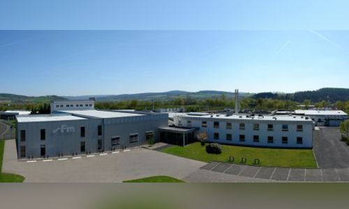 Präzision, die unter die Haut geht „made in Main-Kinzig“: Auszeichnung für Süddeutsche Feinmechanik aus Wächtersbach